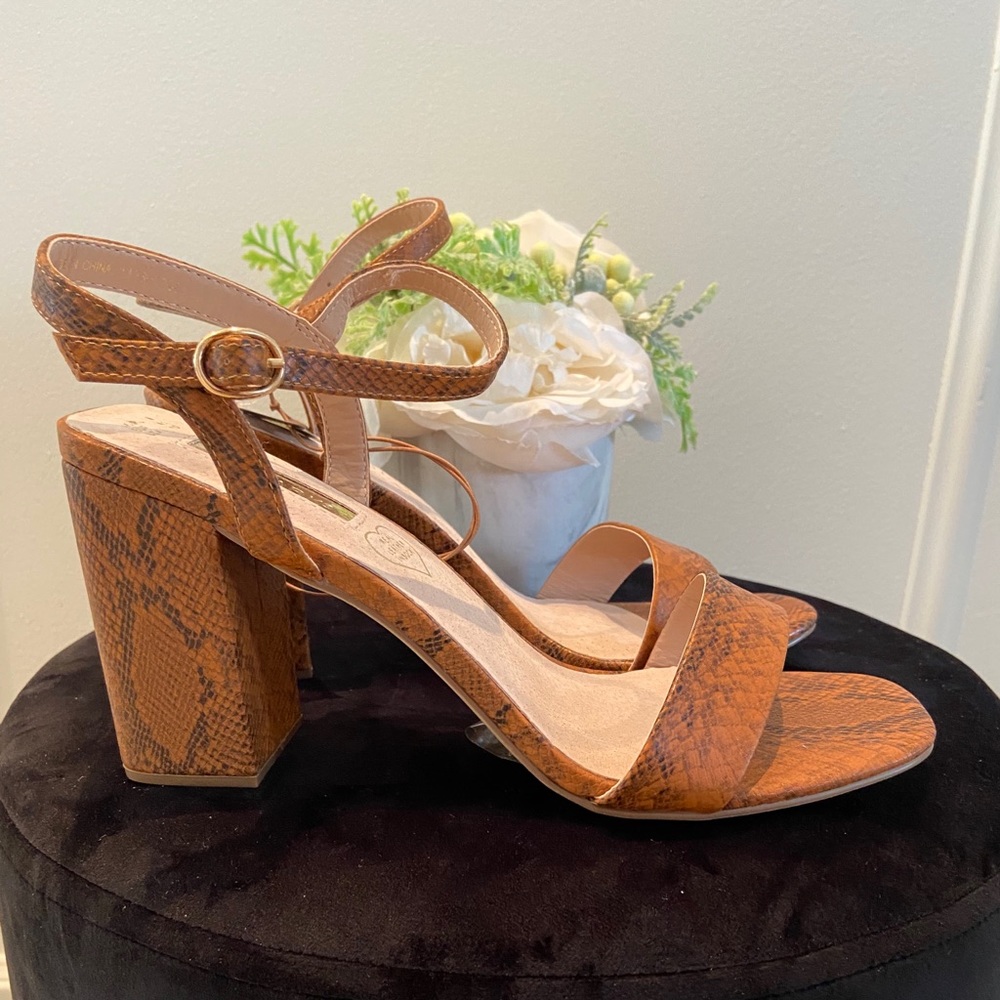 Primary Snakeskin Leather Strap Sandals